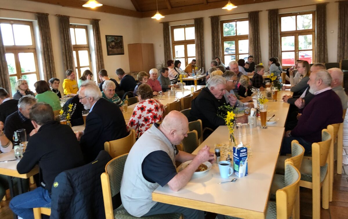 Leuchtenberg feiert Fastenessen mit Tradition