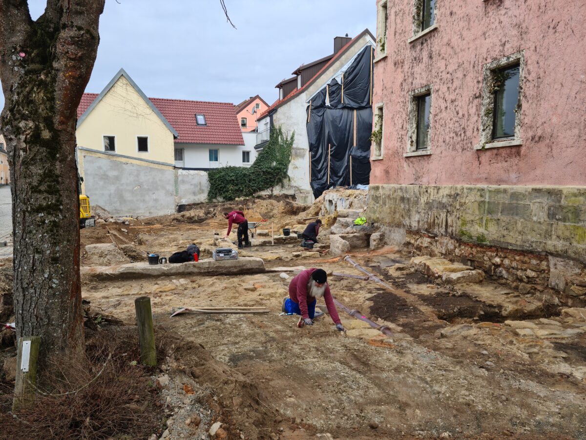 Archäologische Untersuchungen an den Verwaltungsgebäuden