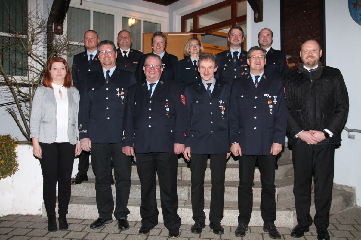 Ehre für langjährige Feuerwehrleute
