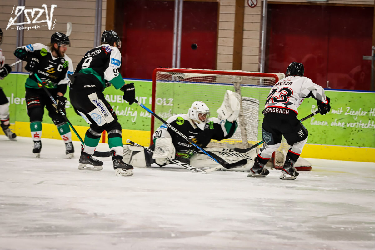 EHC Stiftland-Mitterteich überrascht den Topfavoriten