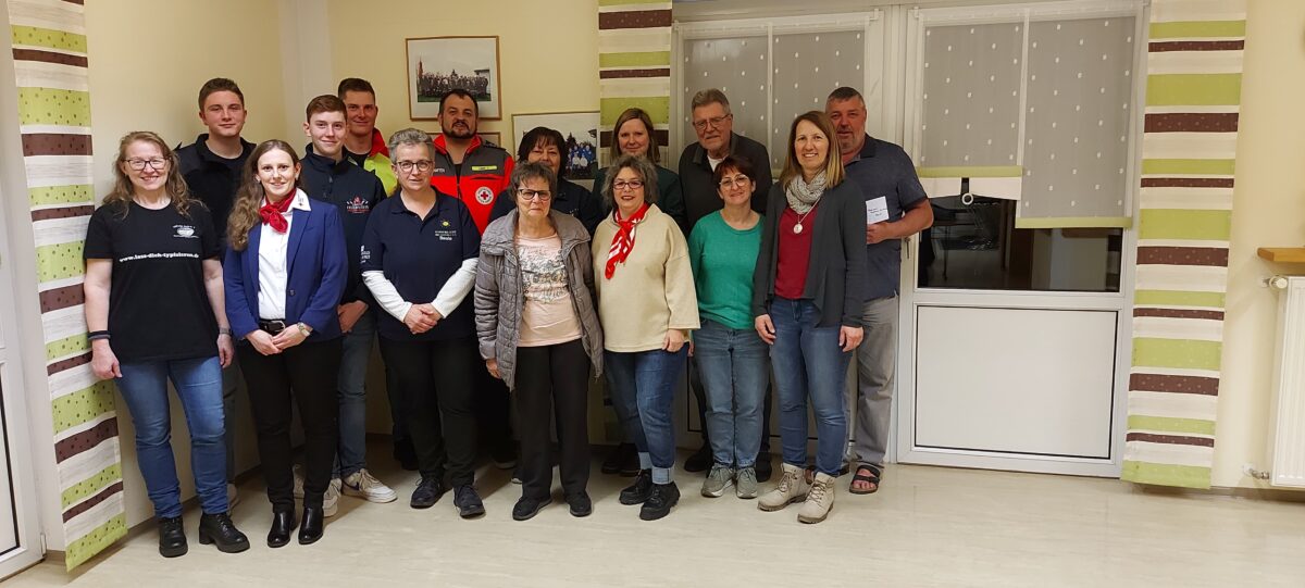 Krapfenbackteam unterstützt Kinder, Jugendliche, Senioren, Behinderte und Kranke