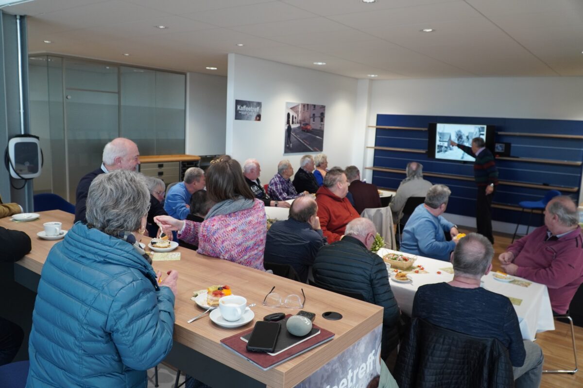 "Kaffeetreff bei Maschek" – automobile Zeitreise mit dem  Stadtarchivar