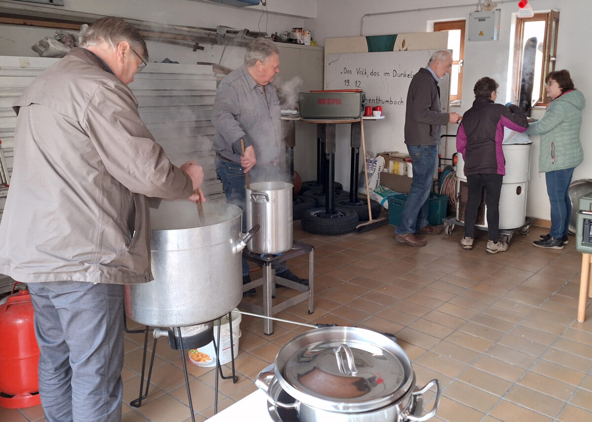 Suppe essen und dabei Gutes tun in Kirchenthumbach