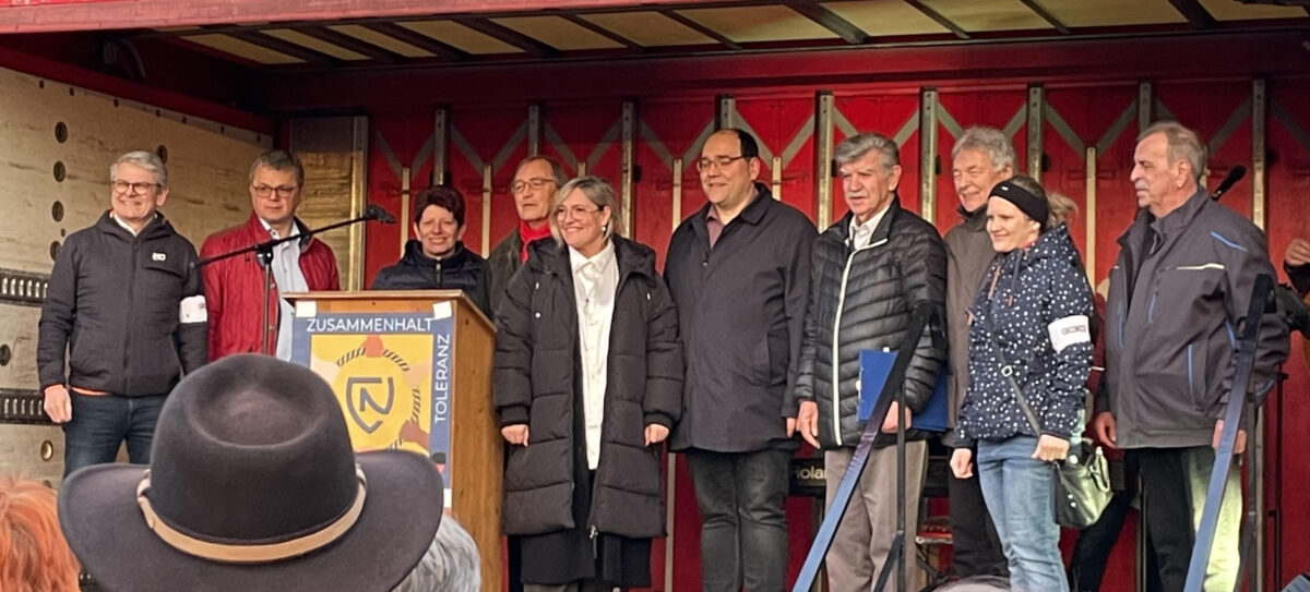 Protest gegen AfD-Veranstaltung: Mahnwache für Toleranz und Demokratie in Neunburg