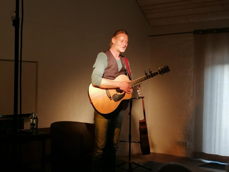 Christian Maier begeistert Falkenberg mit "Beste Zeiten"