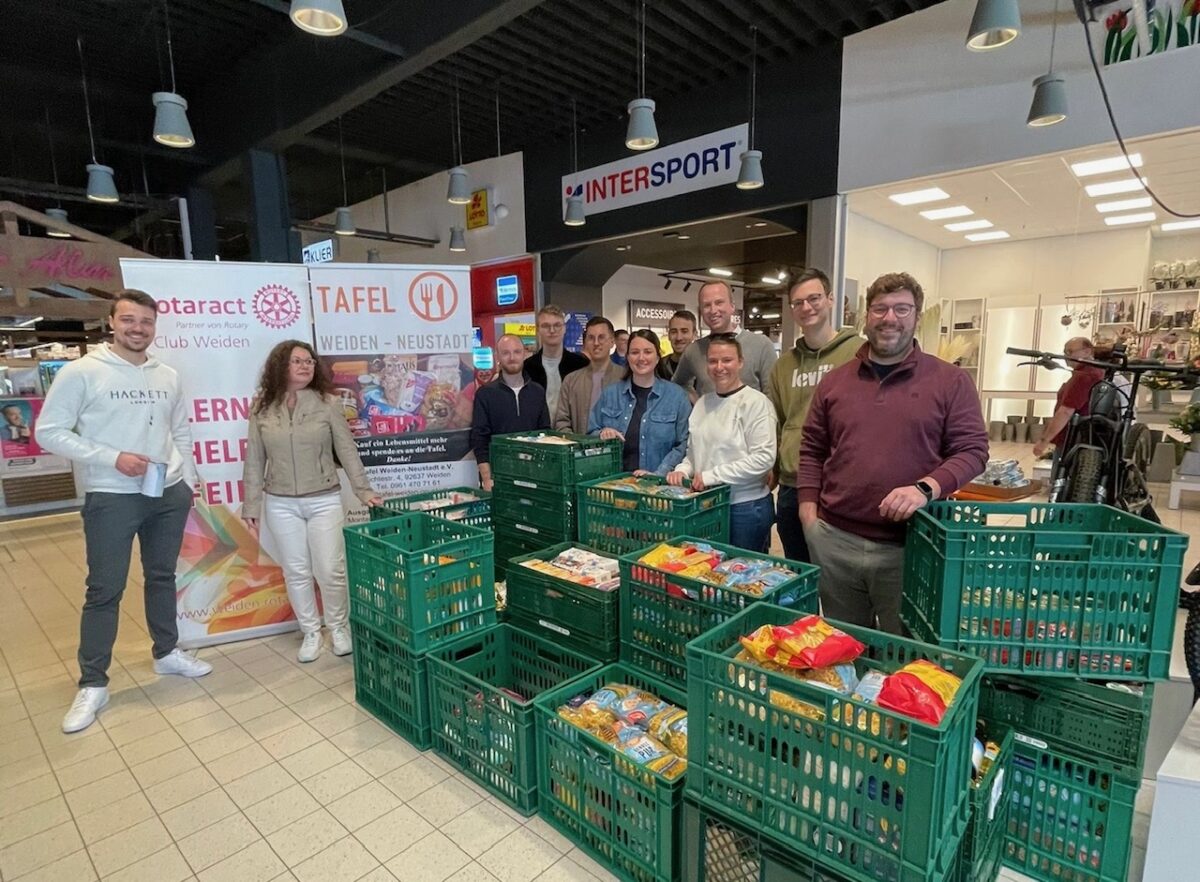 Rotaract sammelt für die „Tafel“