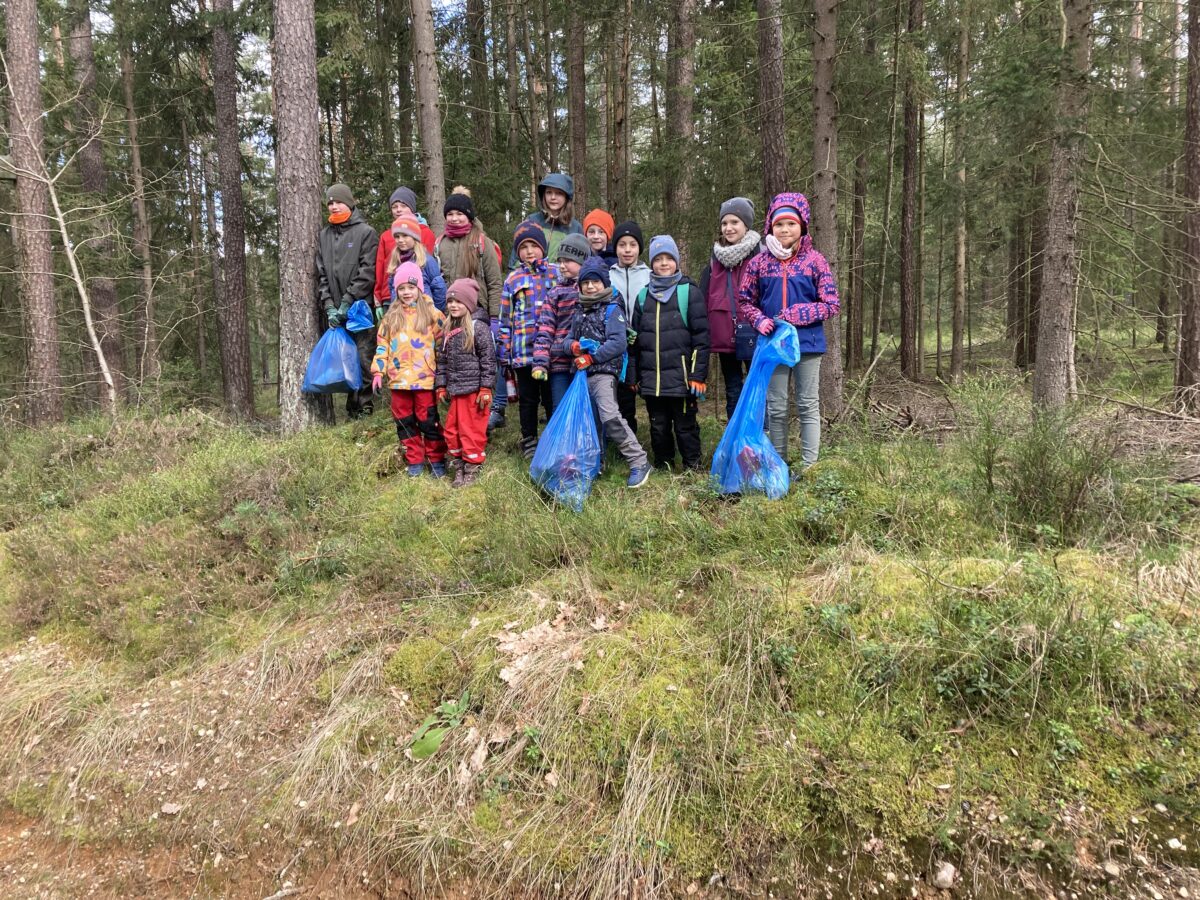 "Löschzwerge" aus Meerbodenreuth mit vollem Einsatz