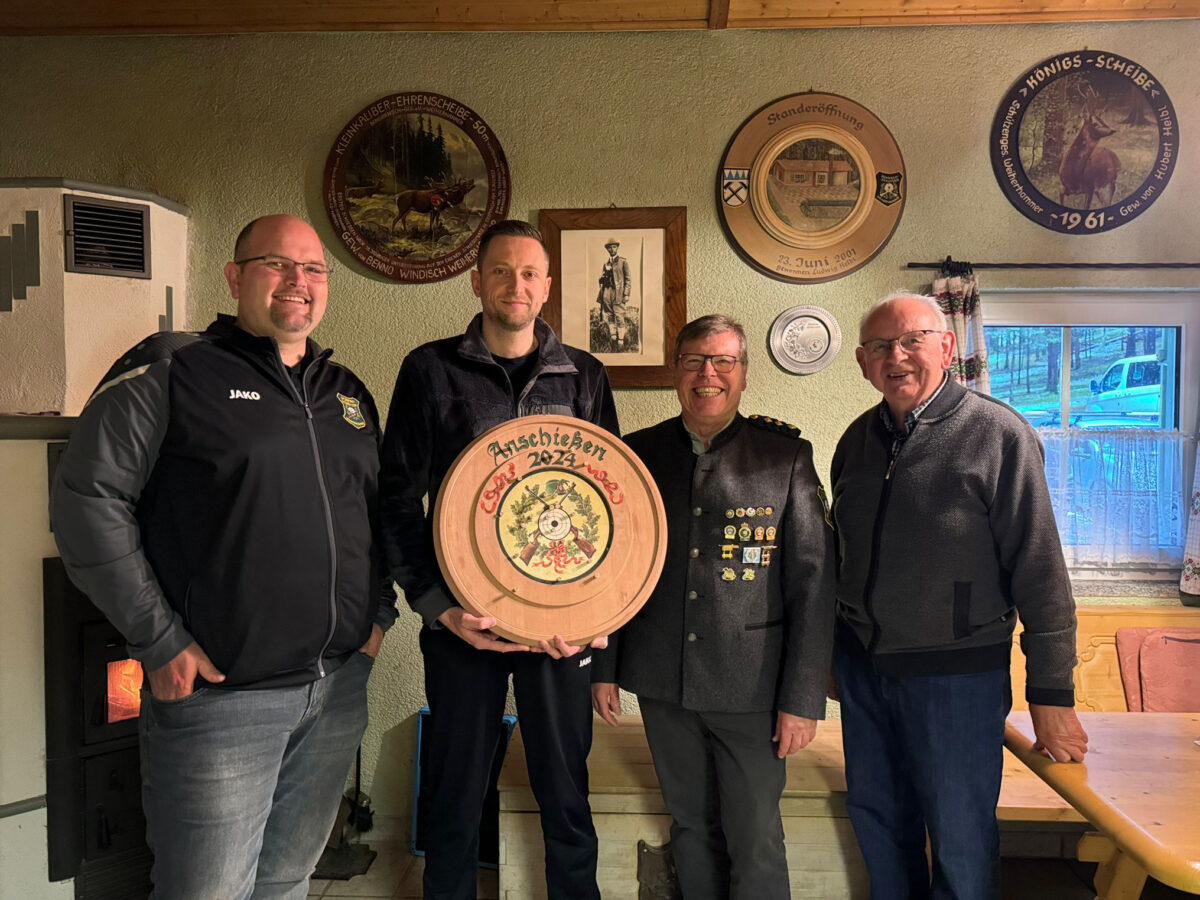 Wintereinbruch bremst Schützen im Trippacher Wald nicht