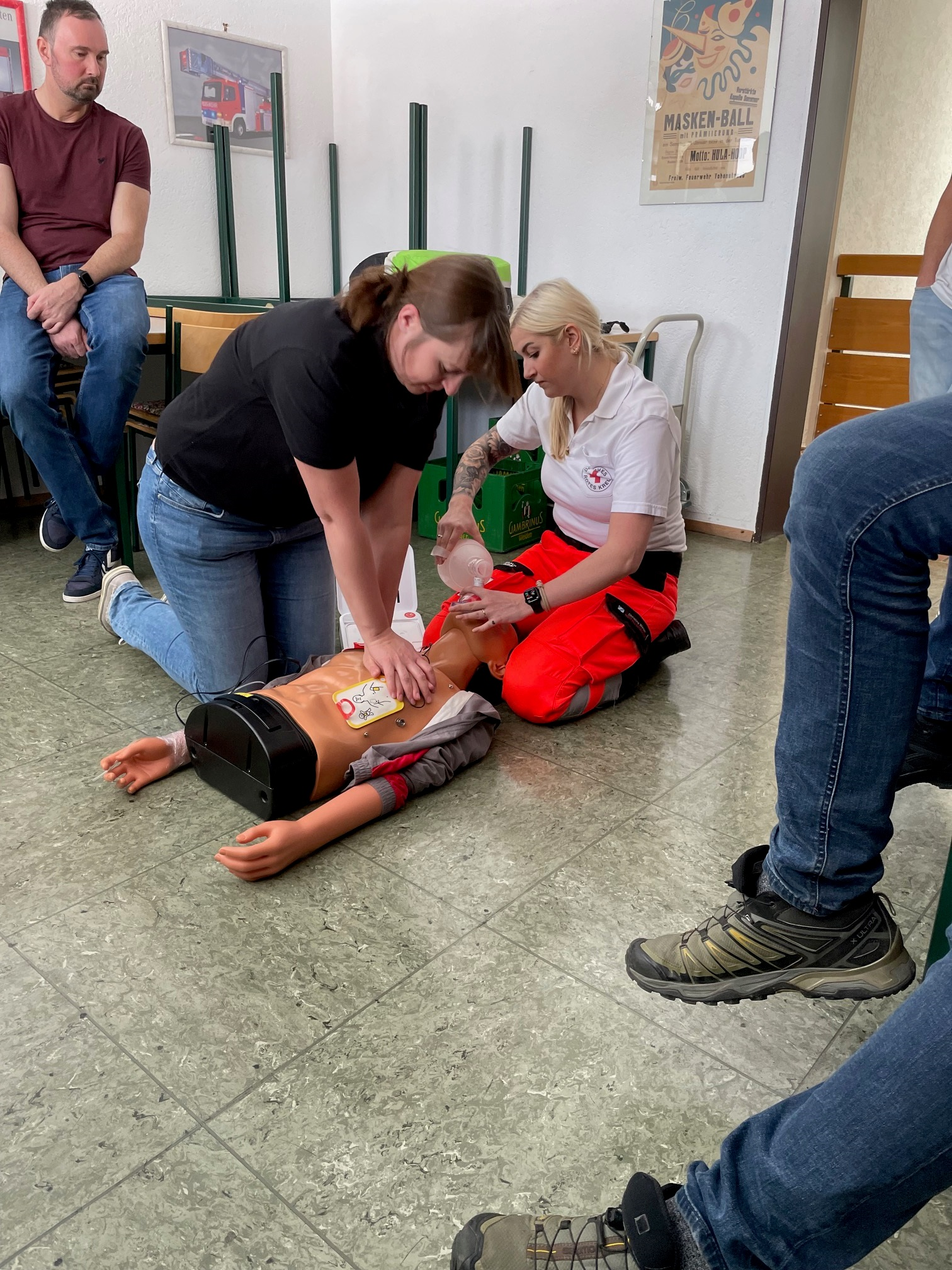 Notfallmedizin-Lehrgang stärkt Feuerwehreinsatzkräfte