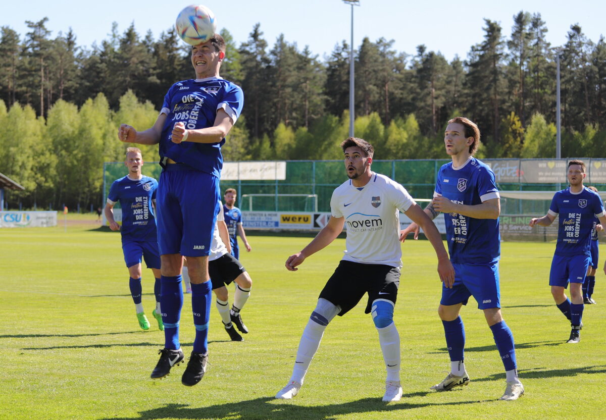 Ein Trio setzt sich in der Bezirksliga Nord ab