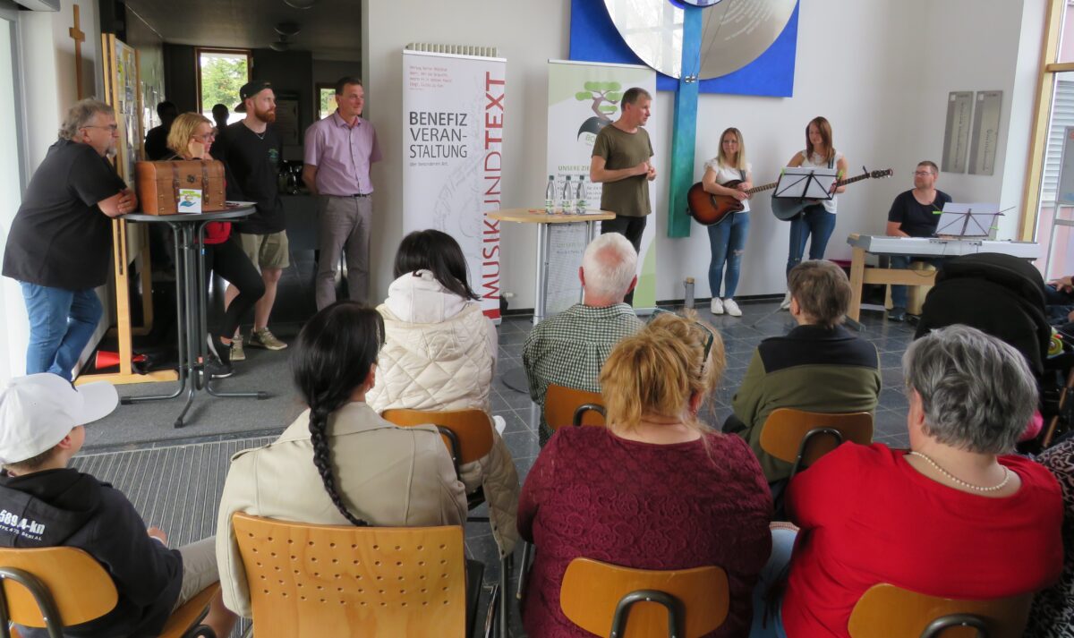 Musik und Texte für Frieda: Verein Bonsai sammelt Spenden