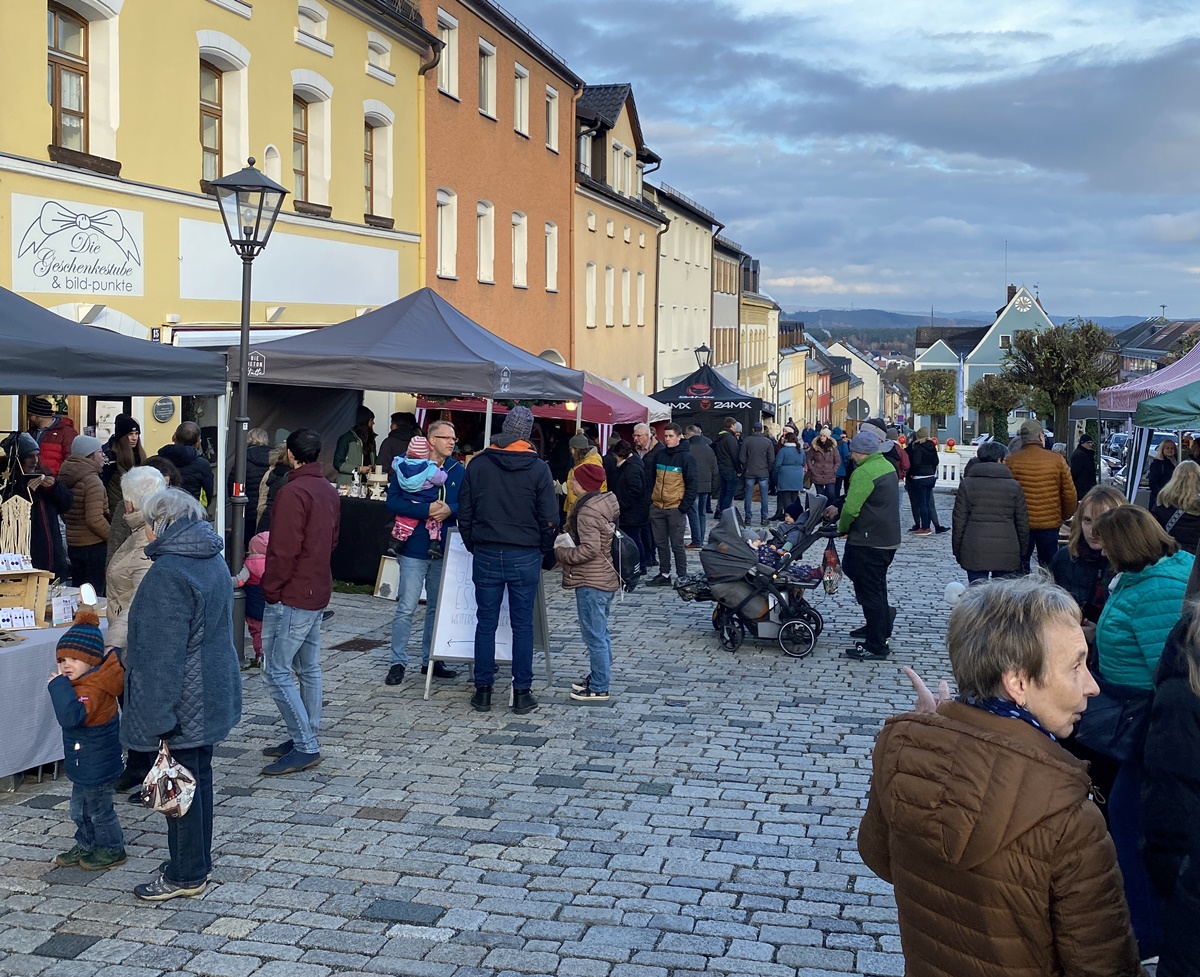 Garten- und Kunsthandwerker Markt am Sonntag in Eschenbach