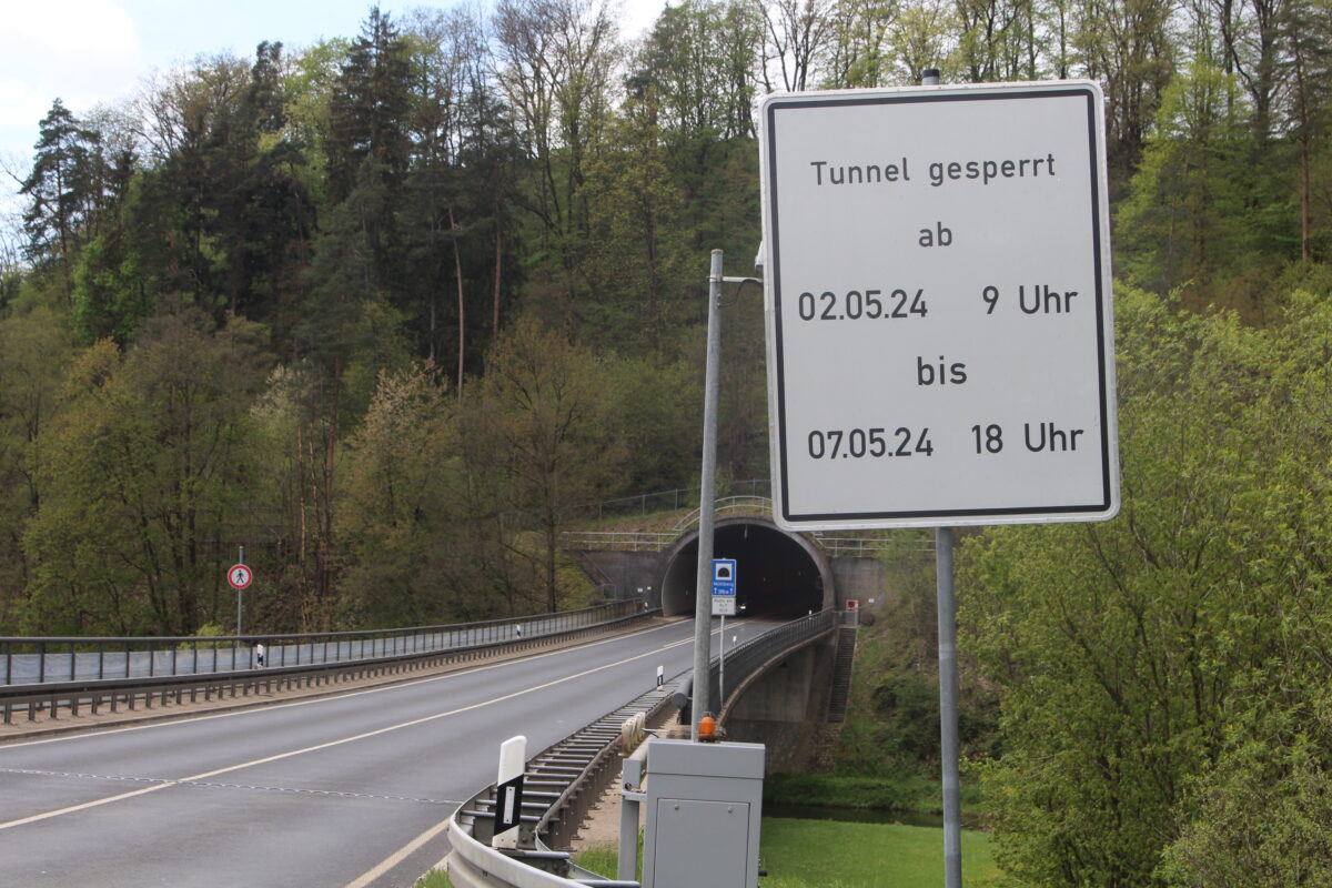 Tunnel dicht: Rollt jetzt eine Blechlawine durch Neustadt/WN?