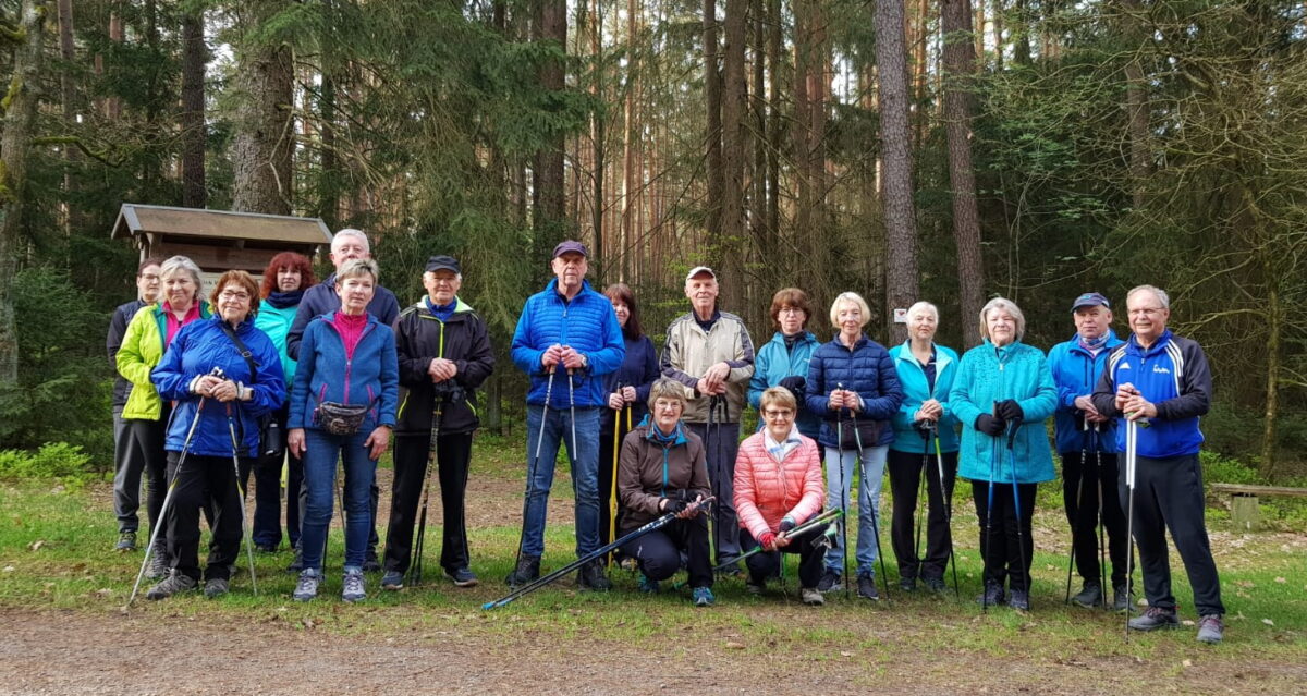 Frühstückswalking in Pressath begeistert Sportler
