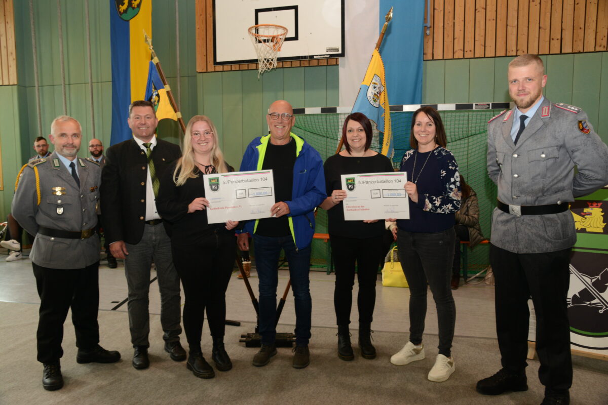 Weidner Soldaten spenden für Pleystein