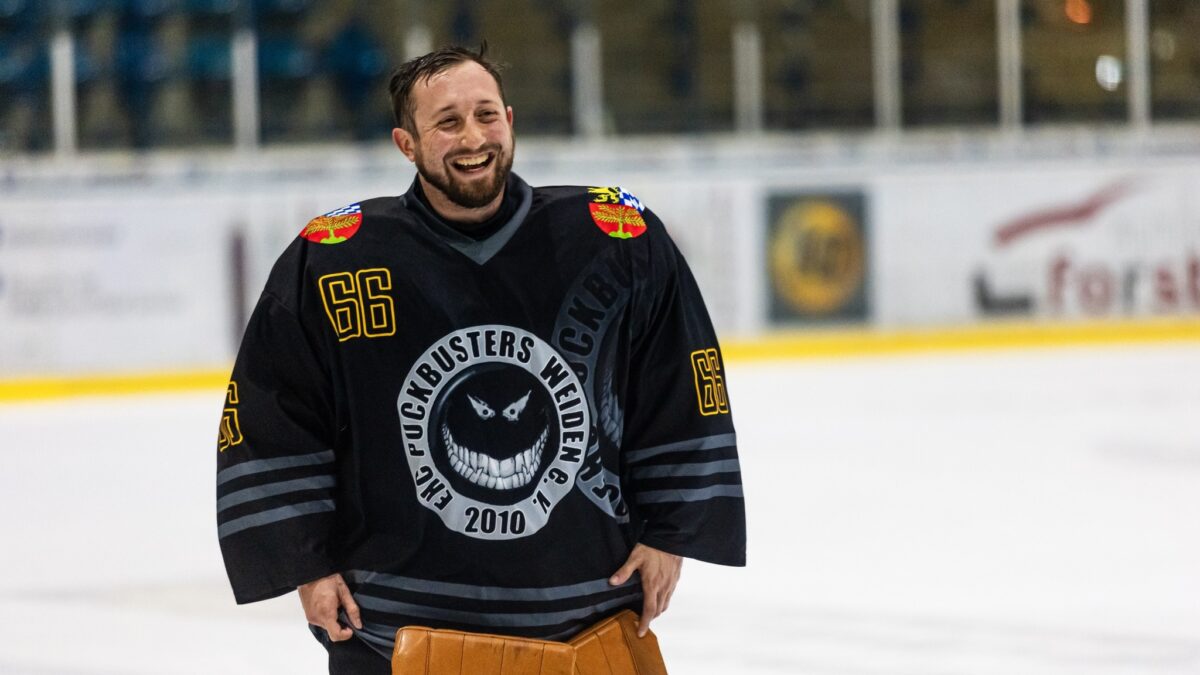 Puckbusters Weiden: Erfolgreich auf und neben dem Eis