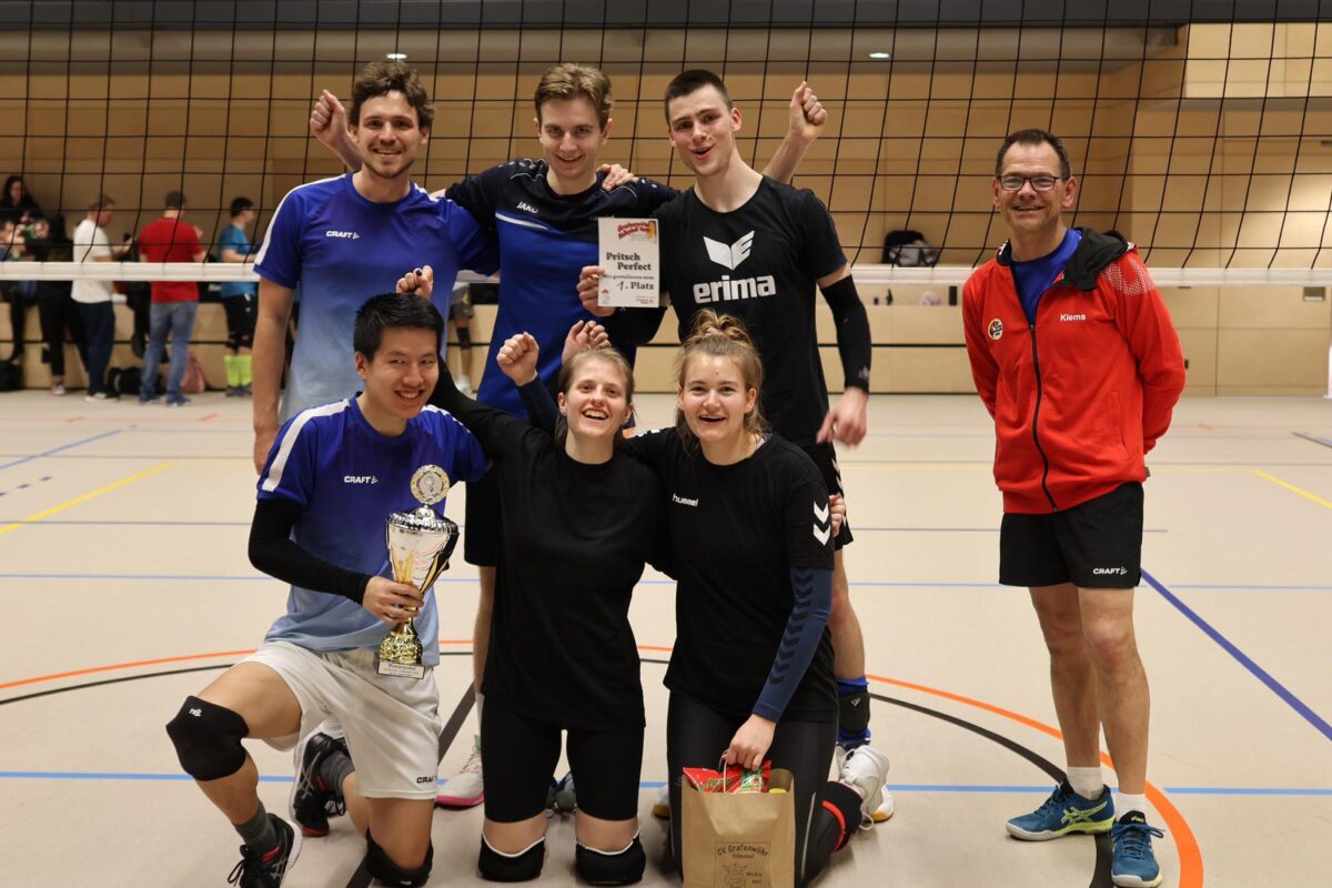 "Pritsch Perfect" spielt perfekt und gewinnt Volleyball-Open in Grafenwöhr