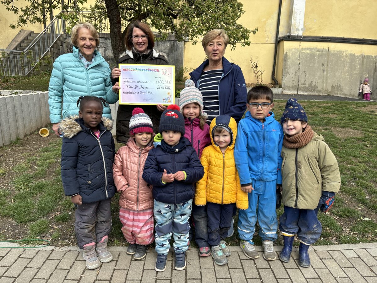Neustädter Kindergarten spendet für Kinderkrebshilfe