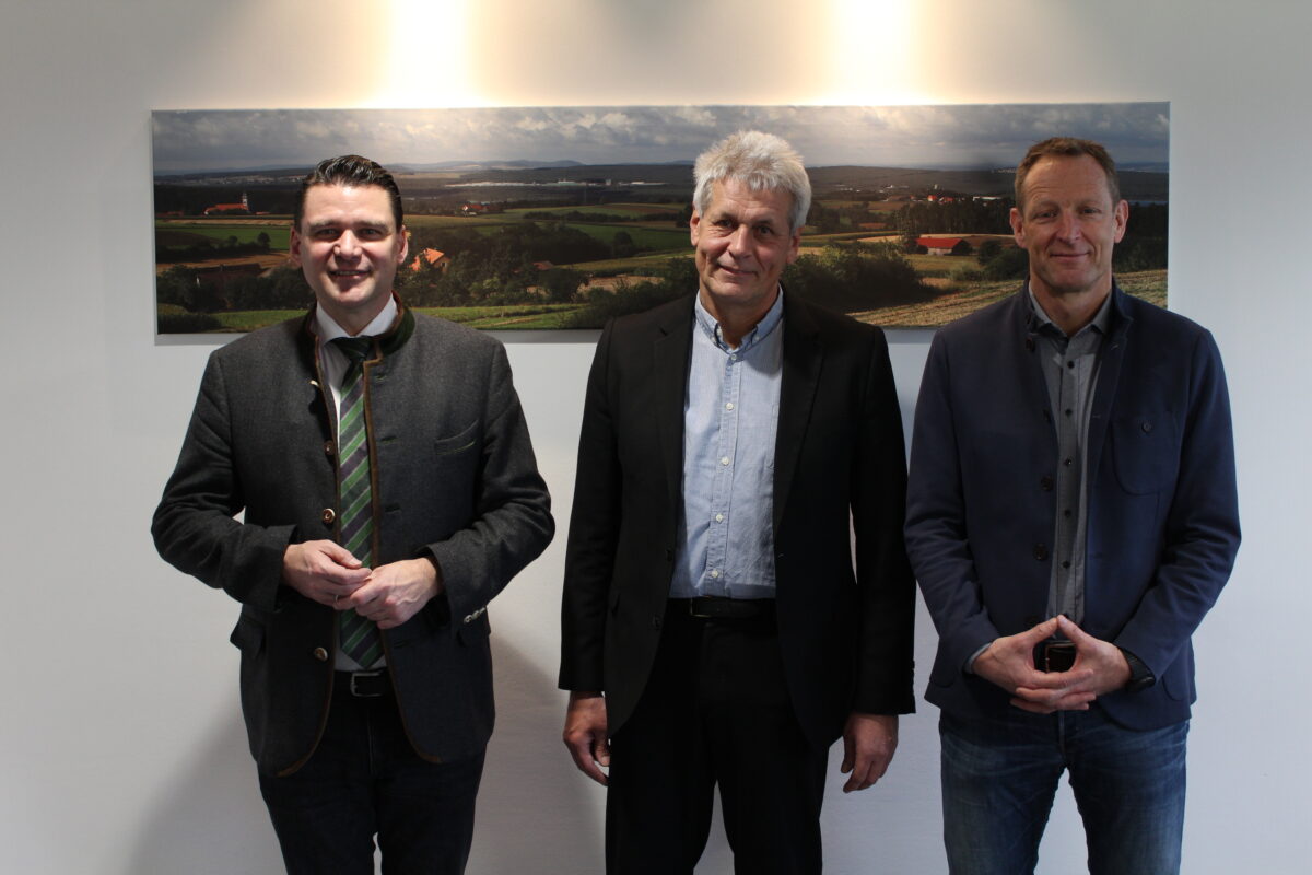 Landkreis Schwandorf will Wissenschaft und Wirtschaft noch enger verzahnen