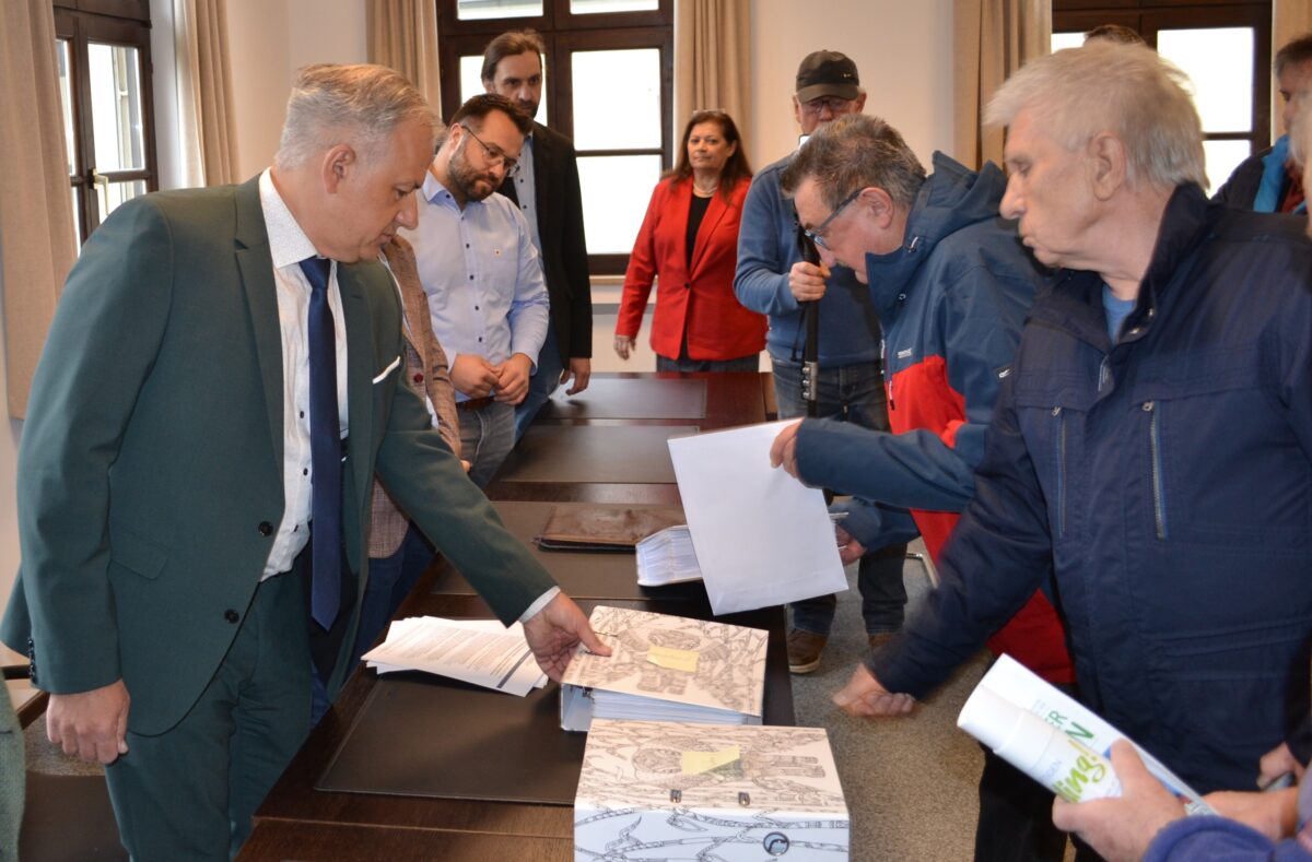 [Update] Kreistag Tirschenreuth lehnt Bürgerbegehren zur Krankenhaus-Zukunft ab