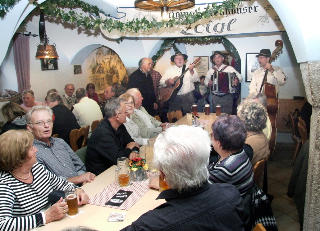 Beim Schoilmichl sind gute Stimmung und süffiger Zoigl garantiert