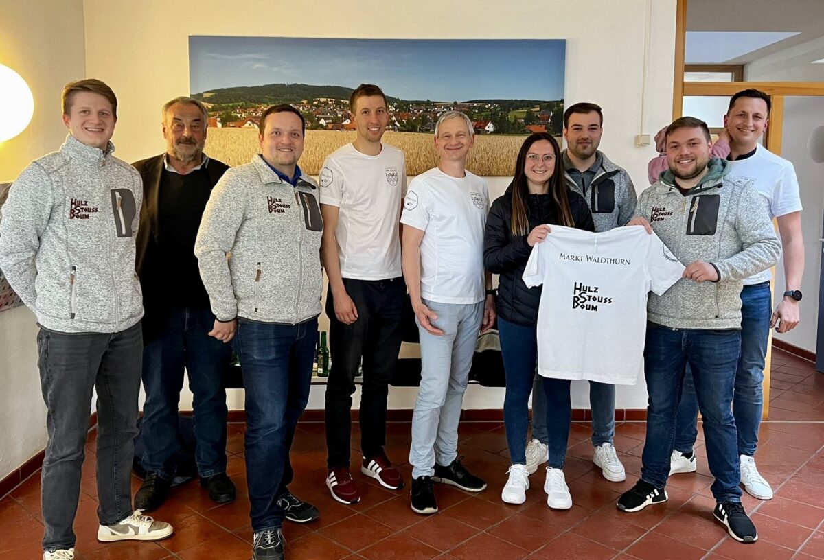 Hulzstoussboum sponsern Laufshirts