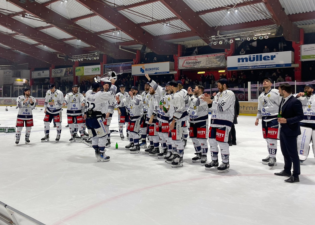 Blue Devils Weiden: Geschafft - Endlich DEL 2