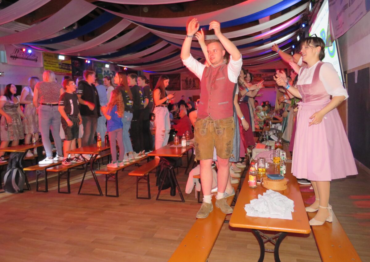 Festauftakt mit 600 Besuchern