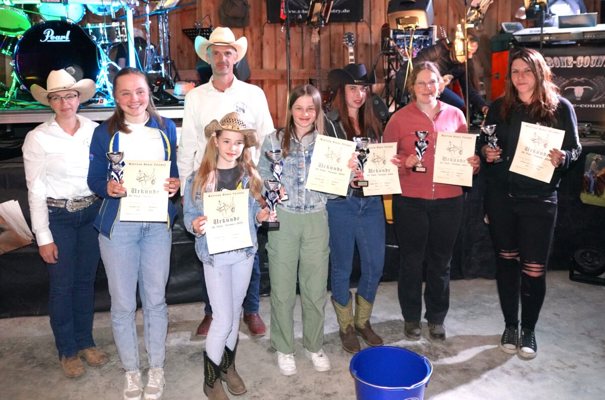 „Western Horse Friends Floß“ - 30. Trailturnier und Countryfest