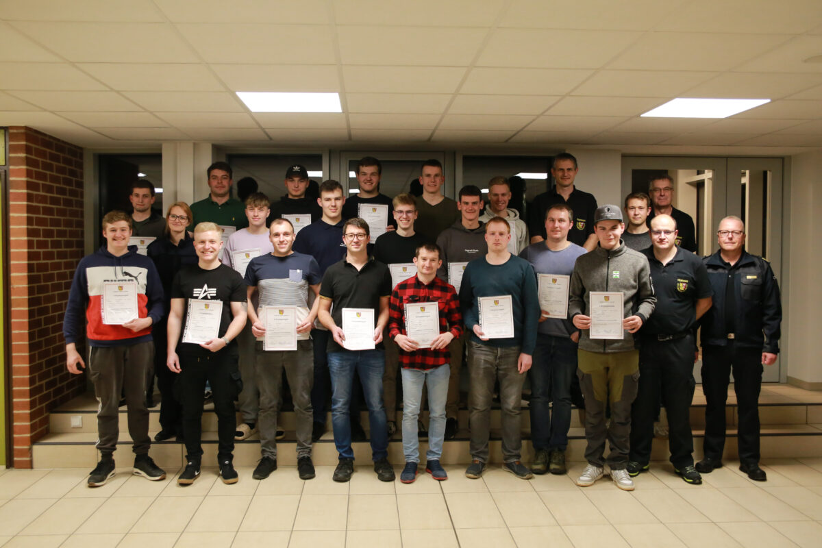 "Heiße Übung" bei Atemschutzgrundlehrgang