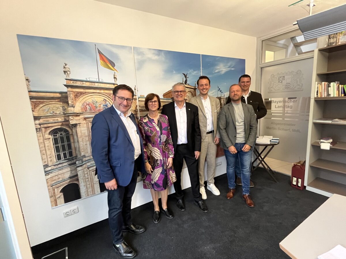 MdL Martin Scharf eröffnet neues Bürgerbüro