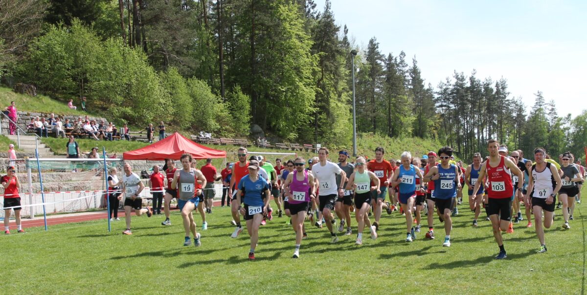 22. Flossenbürger Burglauf: Beste Bedingungen und starke Leistungen