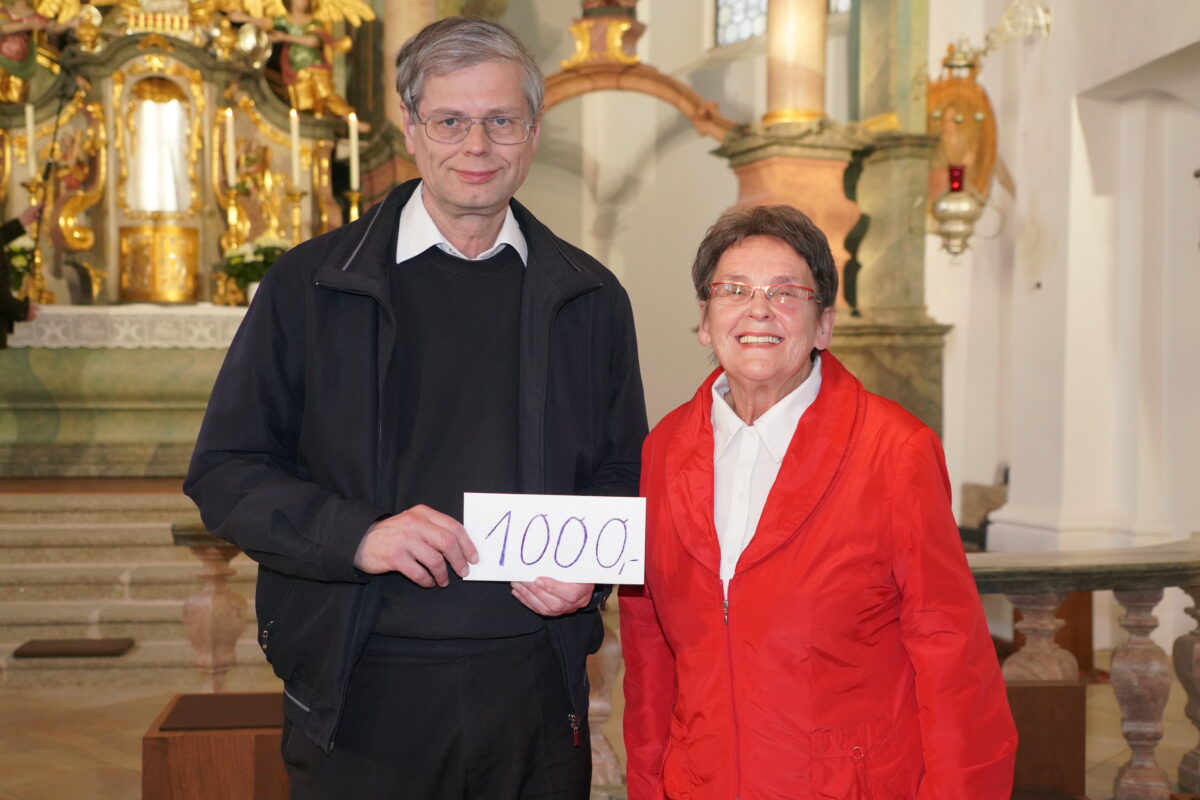 Spendenfreude dank kreativer Handarbeit