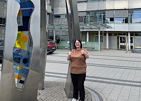 Klinikum genießt guten Ruf: Schottin fliegt zur OP in die Oberpfalz