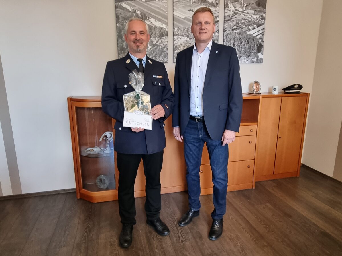 Stadt Maxhütte-Haidhof: Werner Hirsch für sein Ehrenamt gedankt