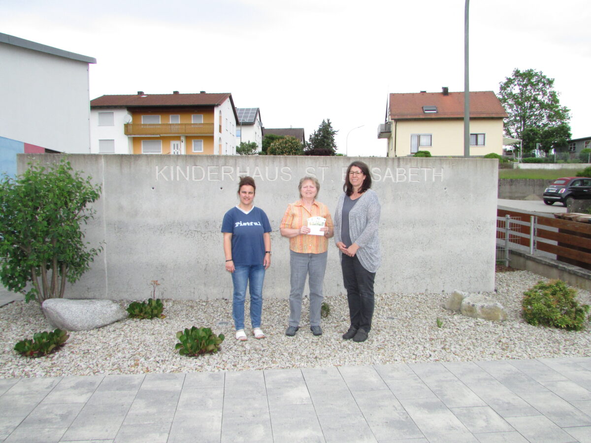 Frauenunion unterstützt Kinderhaus mit 250 Euro