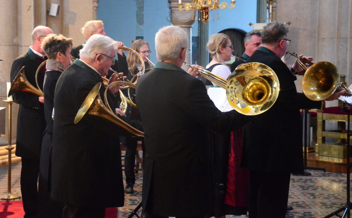 Oberpfälzer Parforcehornbläser mit großartigem Konzert in der Josefskirche