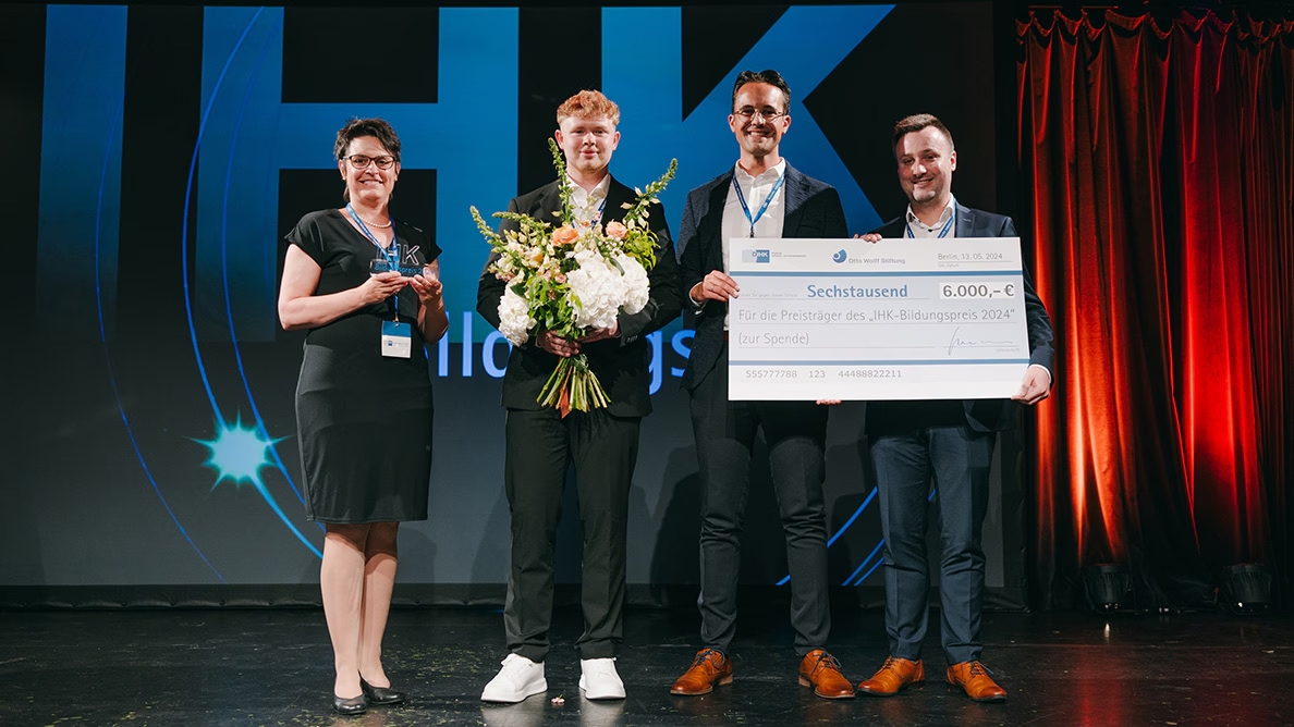 Krones AG erhält IHK-Bildungspreis