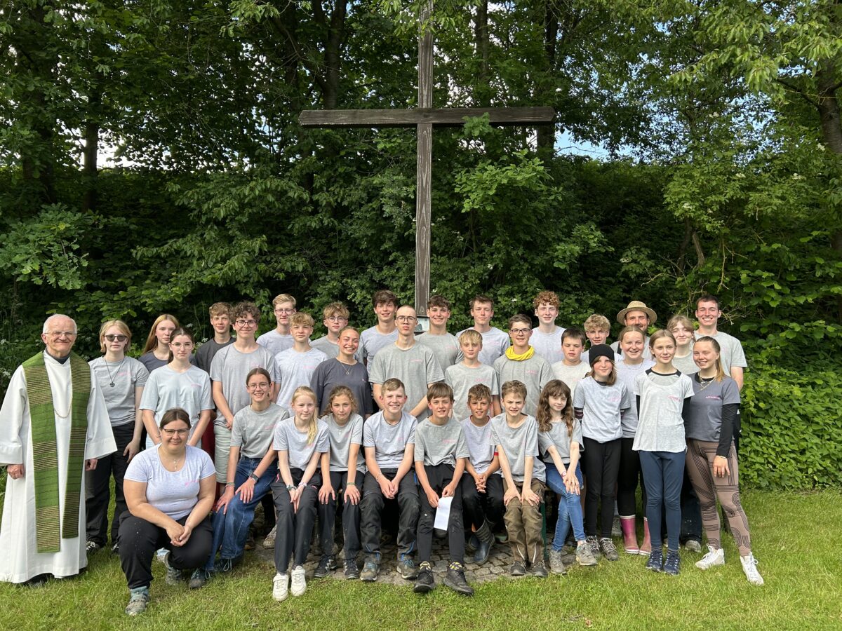Neustädter Ministranten erleben märchenhaftes Pfingstcamp