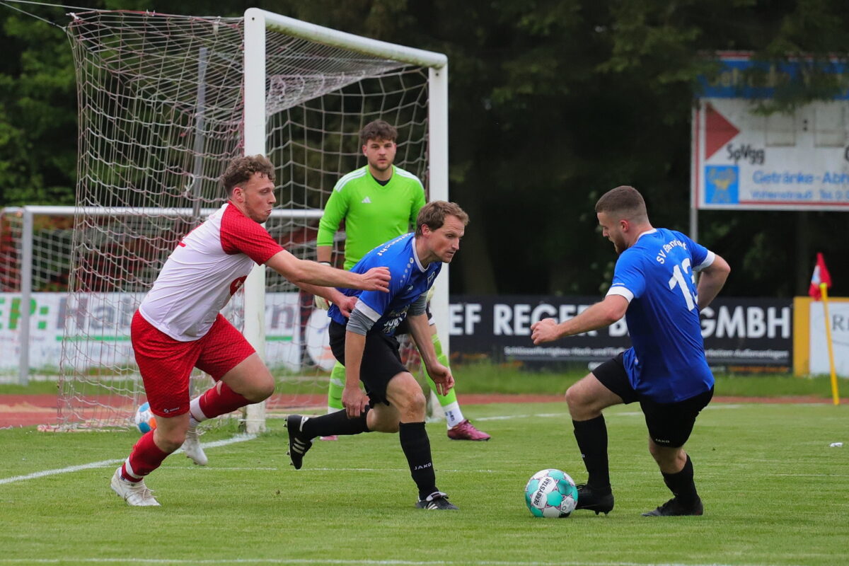 Bezirksliga Nord: SV Etzenricht wahrt Chance auf die Meisterschaft