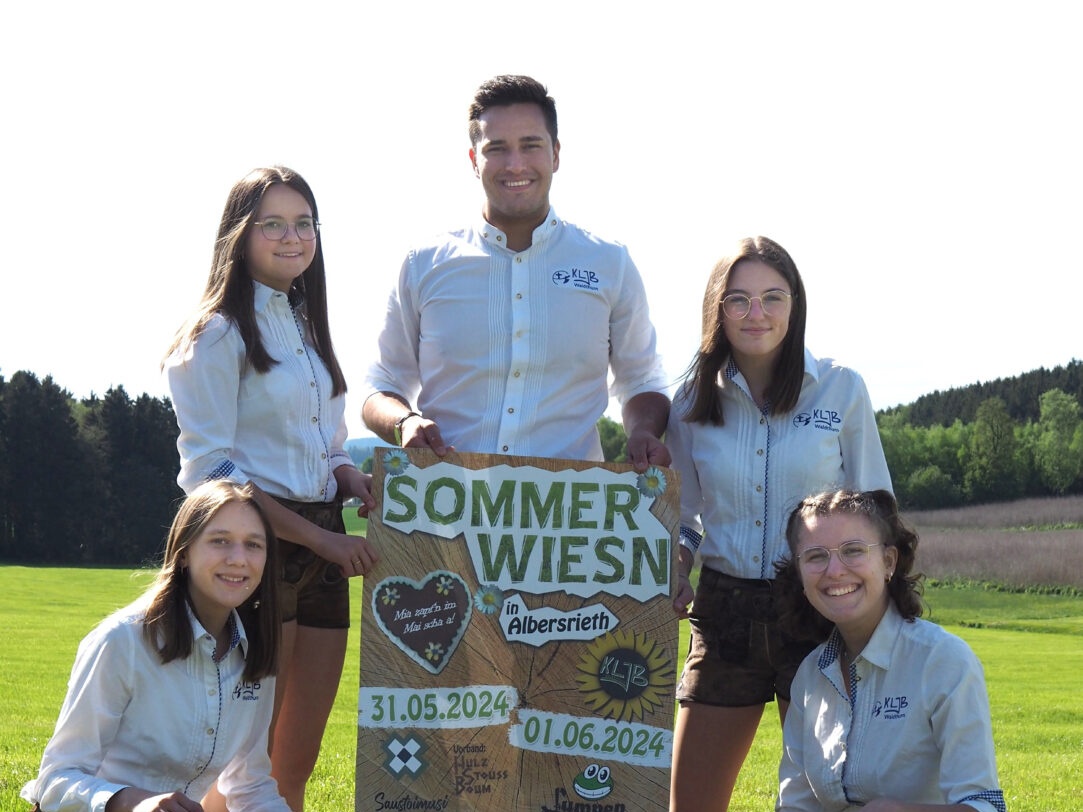 Sommer Wiesn-Zeit in Albersrieth: „Mia zapf’n im Mai scha a"