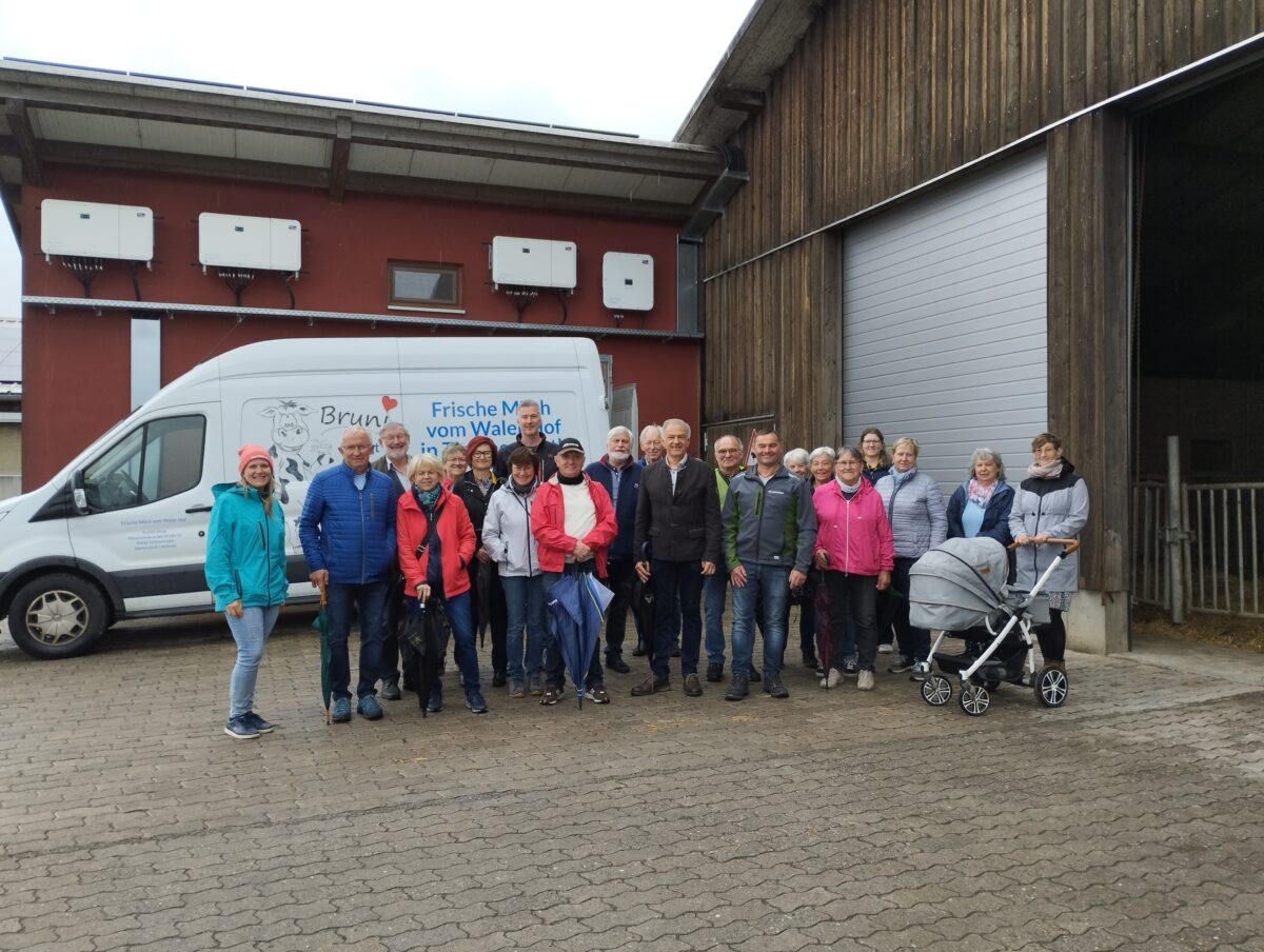 InitiAKTIVKreis Tirschenreuth e. V. geht auf Tuchfühlung mit der Landwirtschaft