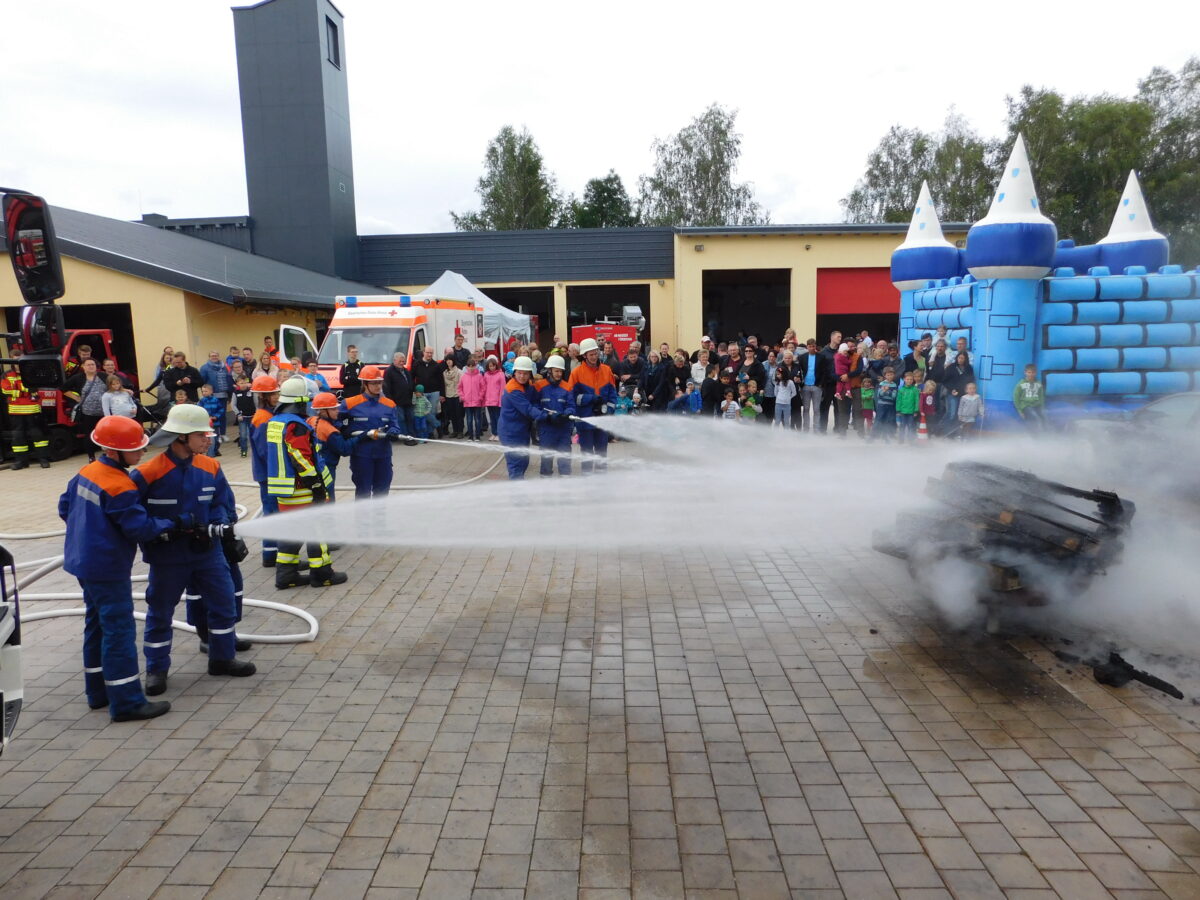 Tag der offenen Tür bei der Feuerwehr Speichersdorf