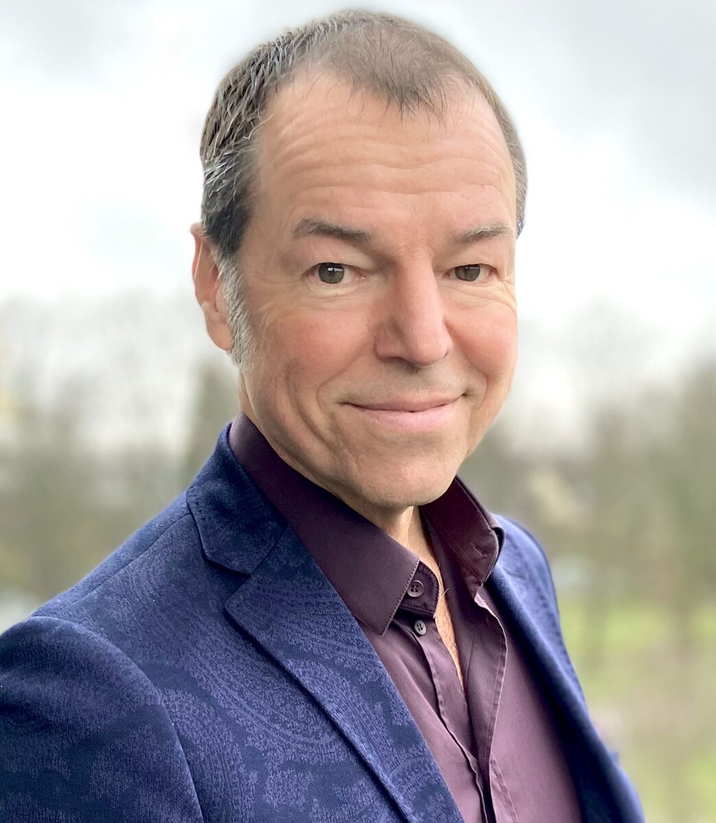 Horst Eckert kommt zum Auftakt seiner Lesereise nach Neustadt am Kulm