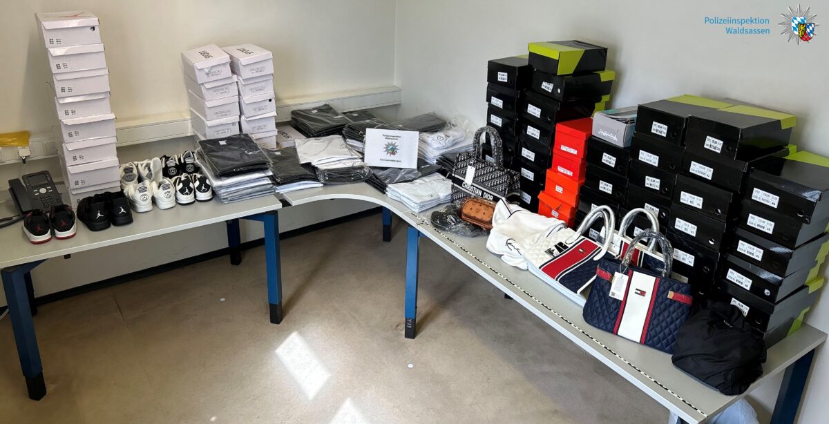 Keine gute Investition – ein ganzes Auto voller Plagiate