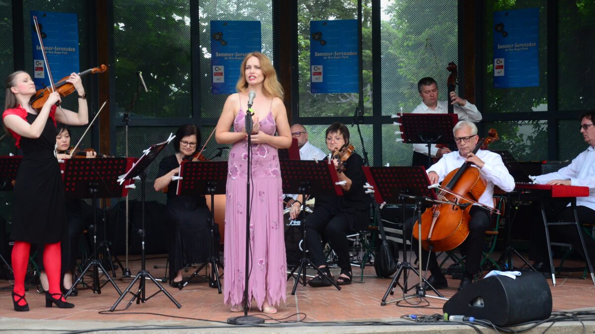 Original Salonorchester Marienbad spielt auf Weidener Sommerserenade