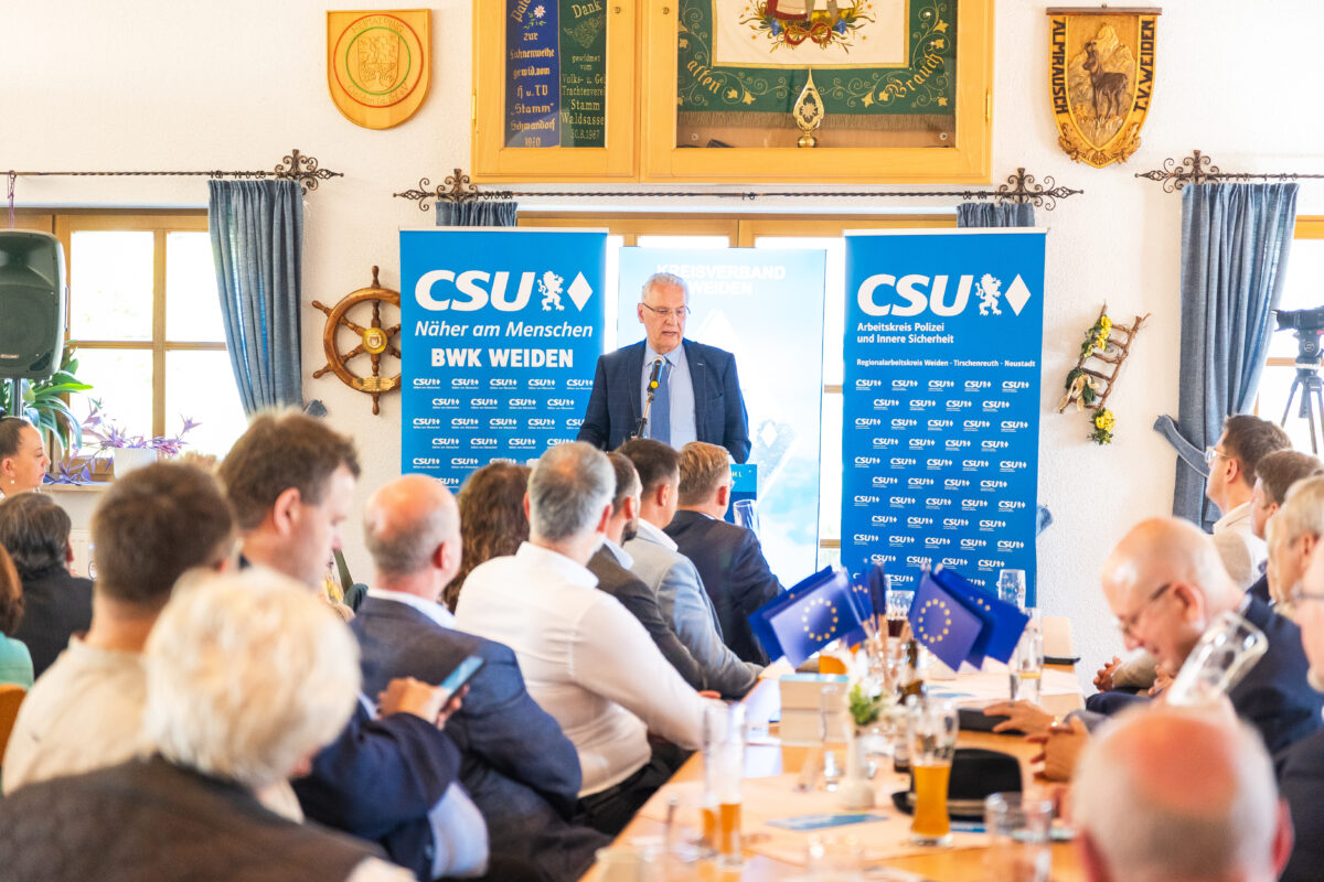 Innenminister Herrmann: Bayern mit Abstand das sicherste Land