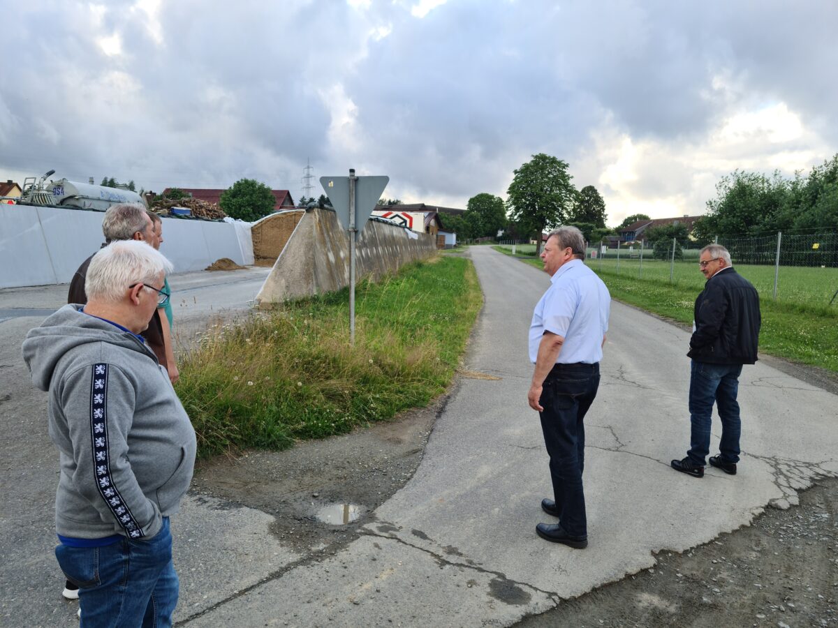 Gemeinderat Kirchendemenreuth: Ortsstraße in Obersdorf wird komplett saniert