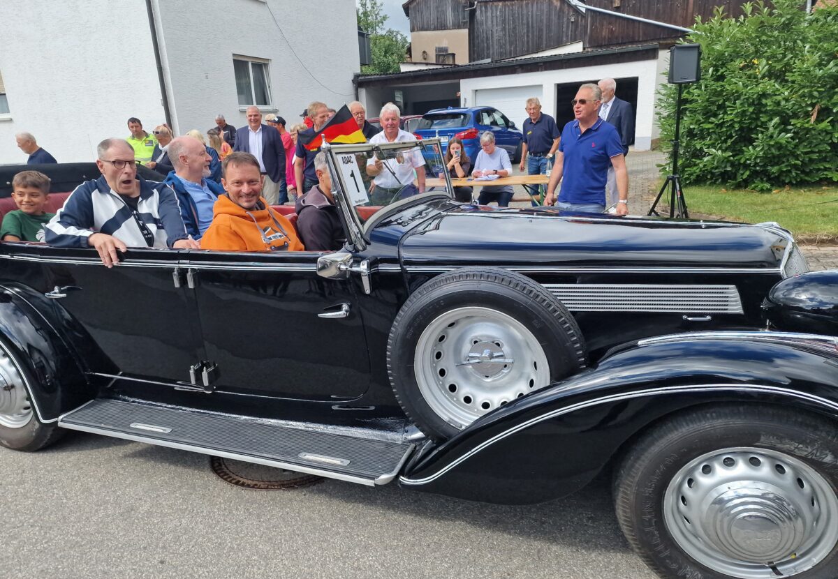 Weidener Oldtimerausfahrt: Rekordteilnahme im Jubiläumsjahr