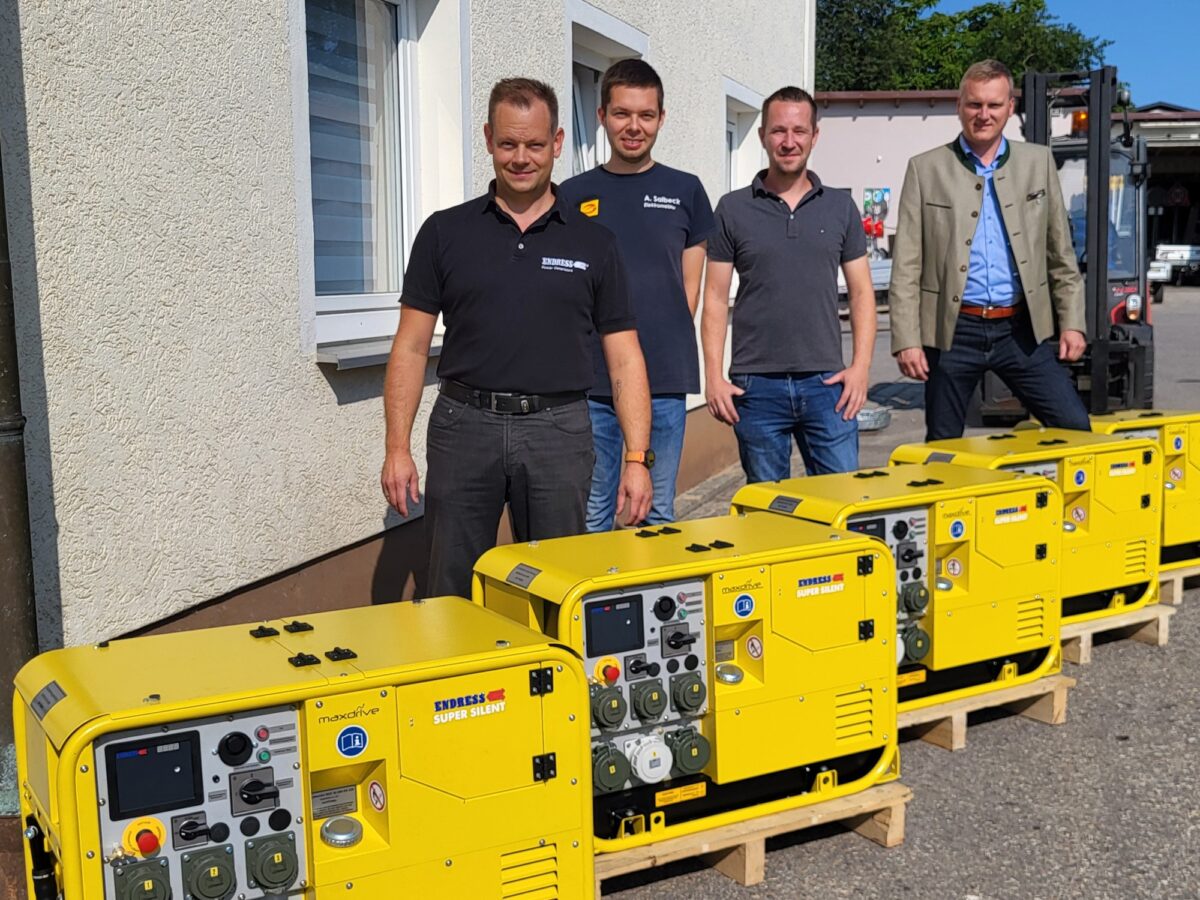 Maxhütte-Haidhof rüstet Feuerwehren mit Notstrom aus